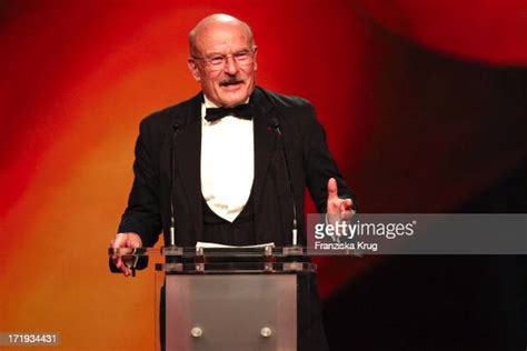 Volker Schlöndorff Bei Der Verleihung Des Europäischen Filmpreis Im News Photo Getty Images