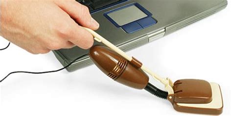 Usb Powered Desk Vacuum This Mini Vacuum Cleaner Allows You To Keep