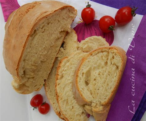 Imparerai a realizzare e riporterai a casa ben 4 meravigliosi prodotti per il tuo make up quotidiano, che realizzerai con le tue mani! Pane fatto in casa ricetta