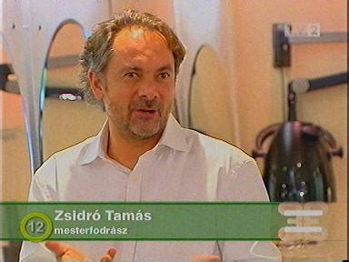 Egy fotóval üzent az oltás után. Nemzeti Audiovizuális Archívum