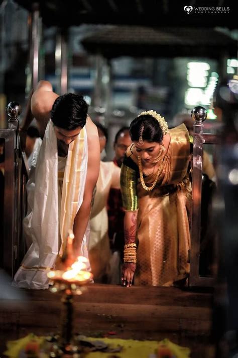 Pin By Niveditha Anil On Wedding Indian Wedding Couple Photography Wedding Couples