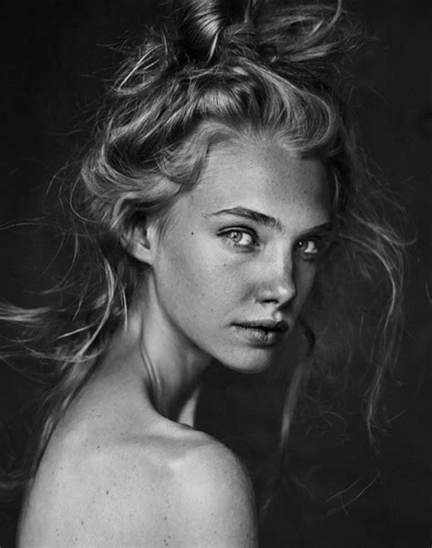 Pin By Yanis Vandenberghe On Unfinished Mood Board Black And White Portraits Portrait