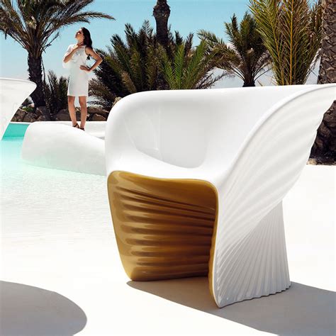 Biophilia Sofa Collection By Vondom Studio Ceramica