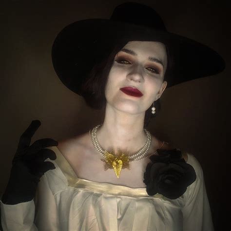 Vampire Madam Alcina Dimitrescu Cosplay Vampire Lady Dress Evil Village Cosplay Costume