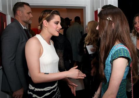 Kristen Stewart And Her Twilight Daughter Renesmee Reunited And Fans Cant Get Enough — Photos