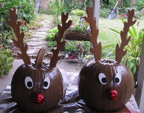 20 Christmas Pumpkin Decorating Ideas