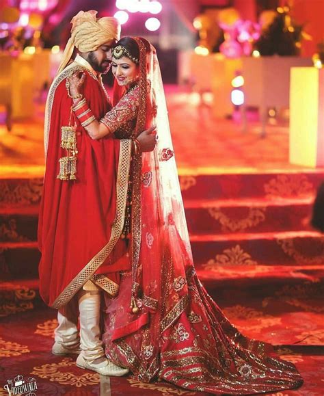 Deep Indian Wedding Poses Indian Bridal Photos Indian Wedding Couple Photography Wedding