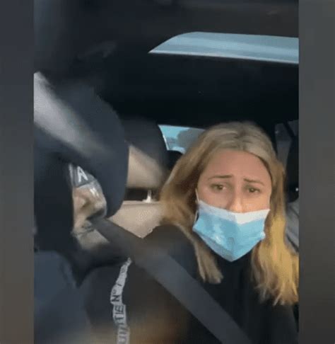 Natalie Bonett Woman Gets Dragged From Car By Cop At Melbourne Covid Checkpoint Video