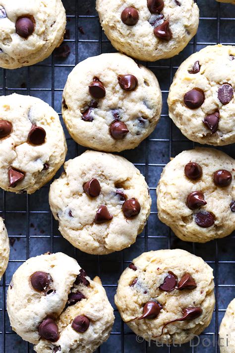 Beat in a low speed until just incorporated and moist. irish cream chocolate chip cookies