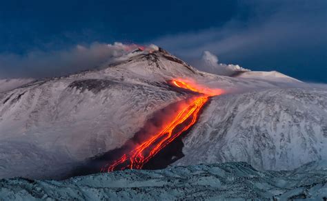 View of the volcano, arrival station of the cable cars, 2.505 mt. Walking Tour Etna Volcano - Rome And Italy Tourist Service