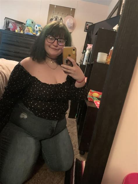 Selfie Sunday Even Tho I’m Inside I Have To Dress Cute Lol Details In Comments R Plussize