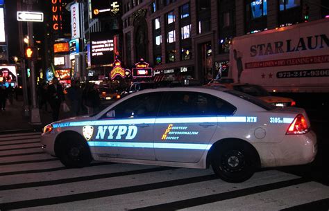 414 policiers il s'agit d'une unité d'intervention rapide qui intervient essentiellement pour des flagrants délits, et des mises à disposition à l'officier de police judiciaire la. Une voiture de police autonome pour distribuer des amendes - Geeko