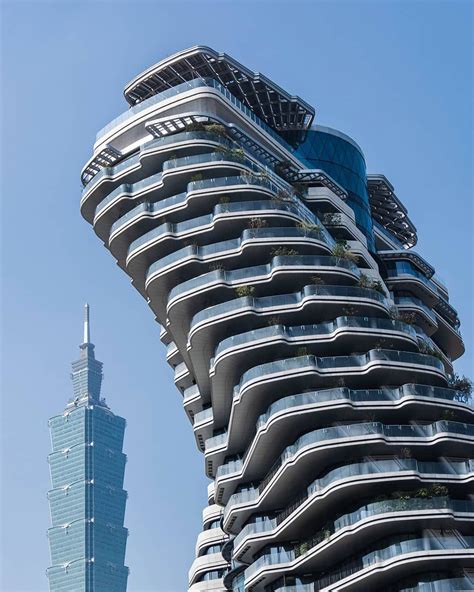 Taipei 101 Featured Artist Leaning Tower Of Pisa Visions The