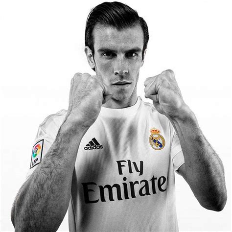 Galler'li yıldız gareth bale, spurs'deki geleceği ile ilgili açıklamalarda bulundu. Pictures of Gareth Bale in Real Madrid's new 2015-16 Kit ...