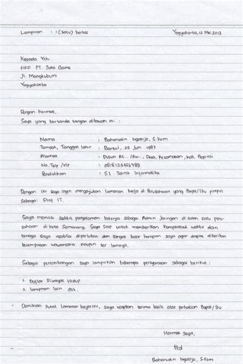 Ada banyak lowongan pekerjaan yang disediakan oleh berbagai macam instansi ataupun perusahaan baik negeri atau swasta. Contoh Surat Lamaran Kerja Agar Cepat Diterima - Sikalem