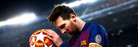 Lionel Andres Messi Biography Age Career And Personal Life
