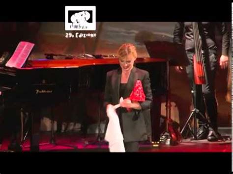 Serena autieri was born in naples, campania. La Sciantosa - Serena Autieri - Catonateatro 2014 - YouTube
