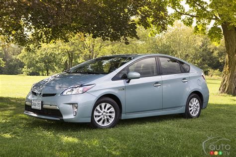 2013 Toyota Prius Plug In Hybrid Review Car News Auto123