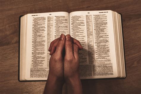 Orar ¿qué Es Cómo Cuándo Y Por Qué Orar Recursos Bíblicos