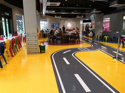 Blokke is located at 1st floor of citta mall. Kid-Friendly Lunch At The Colourful LEGO-Inspired BLOKKE ...