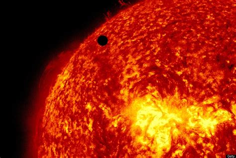 Venus Hubble Space Telescope Seen In Dramatic Nasa Photo Shot During Transit Huffpost