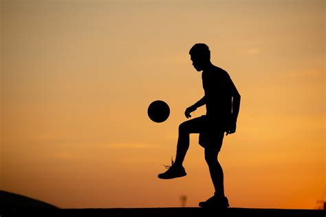 6 Health Benefits Of Playing Sports Goqii