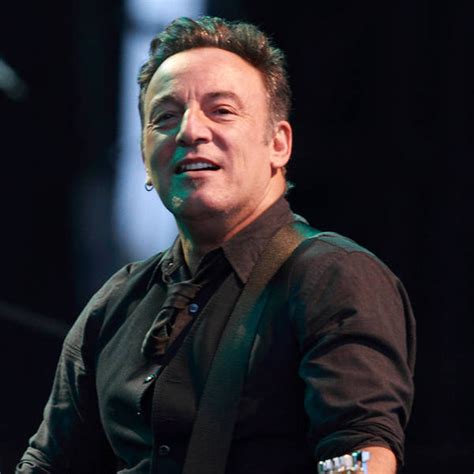 A rose that shines down from above. Bruce Springsteen joins Dropkick Murphys on charity EP ...
