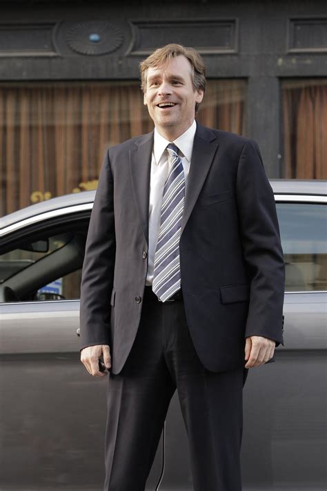 We need the eggs house season 8. House M.D. - 8x22 Everybody Dies (Series Finale ...