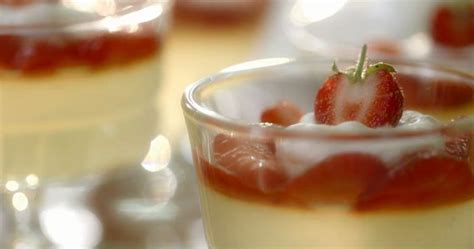 Summer berry dessert crostinithe life jolie blog. Mary Berry lemon and elderflower jellies recipe on Mary ...