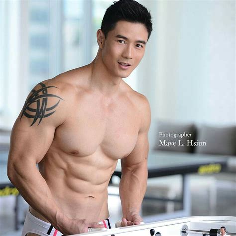 Peter Le Shirtless Men Male Pinup Hot Male Models