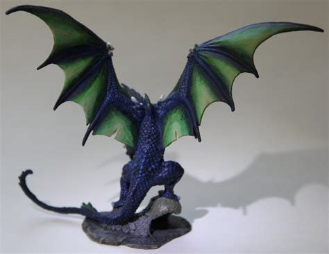 89001 Pathfinder Red Dragon Painted Blue Show Off Painting Reaper