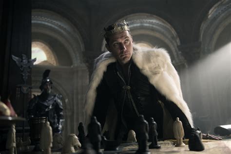 Photos King Arthur Is Movie Myth That Misses Front