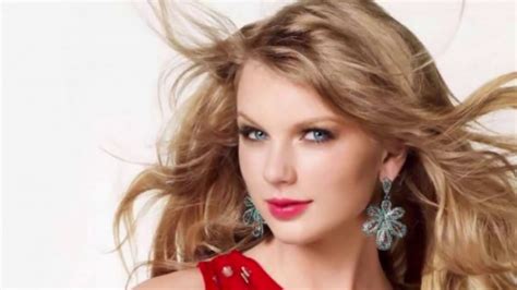 10 Most Beautiful Female Singers In The World 2020 Female Singers