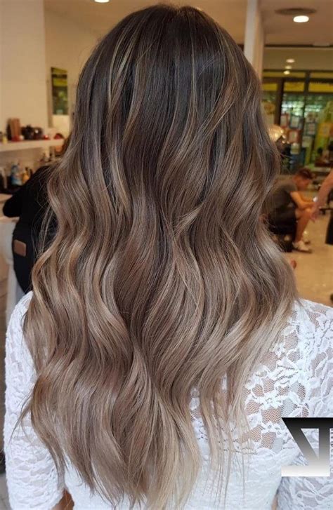 30 Silver Gray Hair Color Ideas In 2019 Fashion 2d