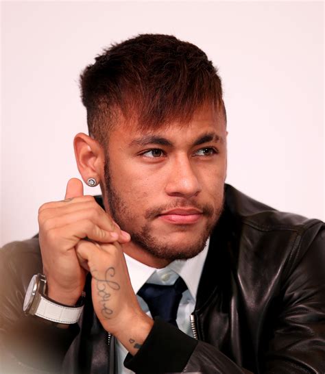 Check out his latest detailed stats including goals, assists, strengths & weaknesses and match ratings. Neymar - Wikipedia
