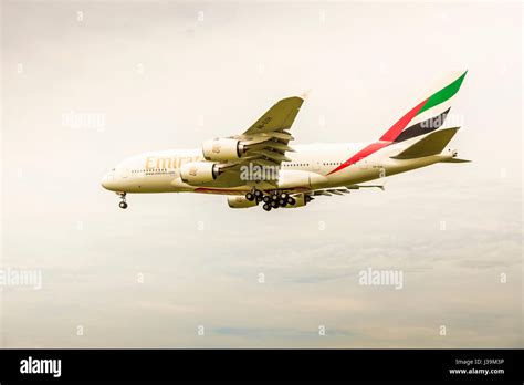 Airbus A380 Sur Banque De Photographies Et Dimages à Haute Résolution