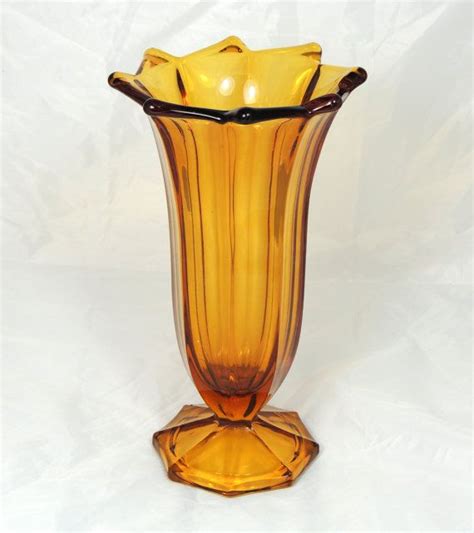 Vintage Amber Glass Vase By Simplycharmingukshop On Etsy £10 00 Glass Flower Vases Glass Vase