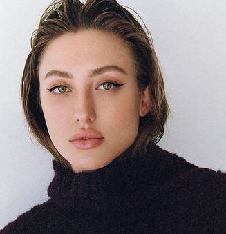 Stefanie Knight Wiki Biography Net Worth Age And Weight Biographyvibe