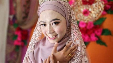 Profil Dan Biodata Surya Manurung Suami Shasa Puspita Dewi Lengkap Umur