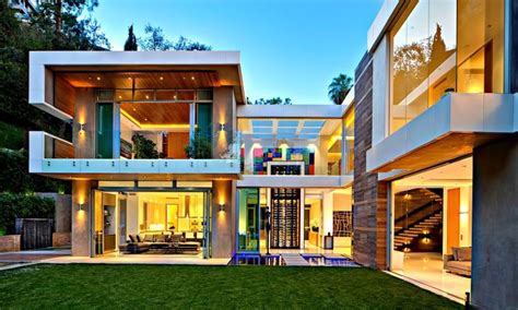 Modern Home Designs Vs Contemporary House Designs
