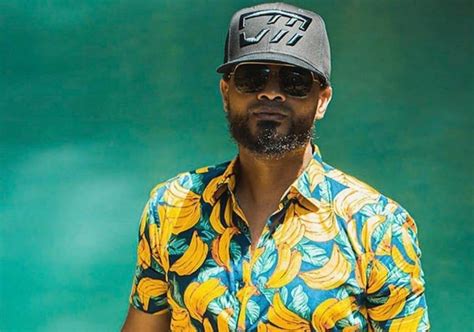 He became famous with his smash hit la cola de motora and he has twice been awarded with the casandra awards. Landolfi: Don Miguelo iba ser beneficiado con ayuda, pero ...