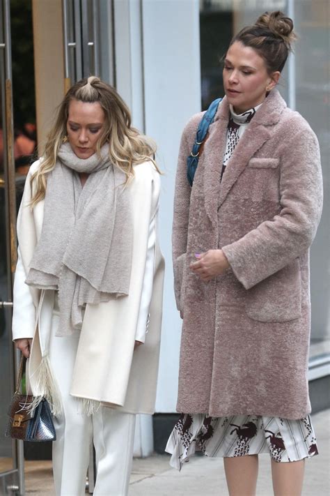 Hilary Duff And Sutton Foster On The Set Of Younger In New York 0227