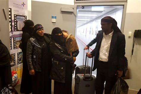 19 Yemeni Jews Arrive In Israel Ending Secret Rescue Operation The