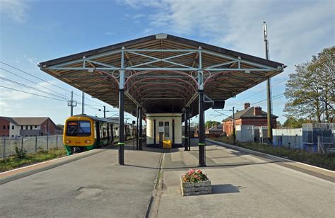 32204 Lichfield City Railway Station In Lichfield Staffo Flickr