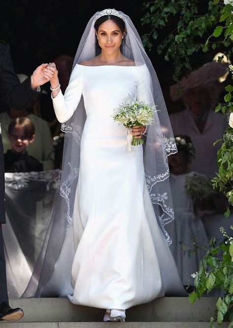 Here's what hayley paige, ines di santo, justin alexander, eve of milady and more envision for meghan markle's big day. Why Meghan Markle's Wedding Dressmakers Had to Wash Their ...