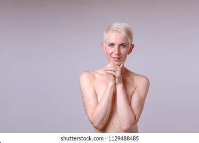 Beautiful Naked Mature Woman Smiling Camera库存照片1129488485 Shutterstock
