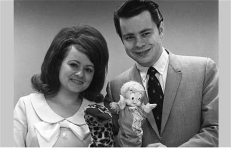 Evangelical Preacher Jim Bakker And His Wife Tammy Faye Visited The