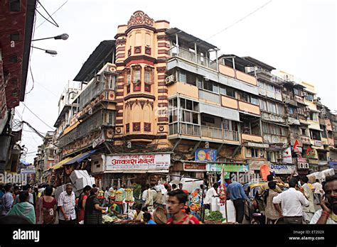 Old Building Mass Urban Housing Bhuleshwar Charni Road Bombay