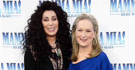 Cher And Meryl Streep Kiss At Mamma Mia 2 Premiere Purewow
