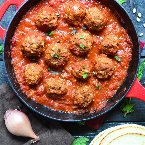 Greek Meatballs With Tomato Sauce Keeprecipes Your Universal Recipe Box